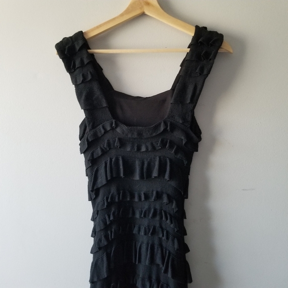 Tt Collection Black Ruffle Detail Knit Dress 3 - Picture 10 of 10